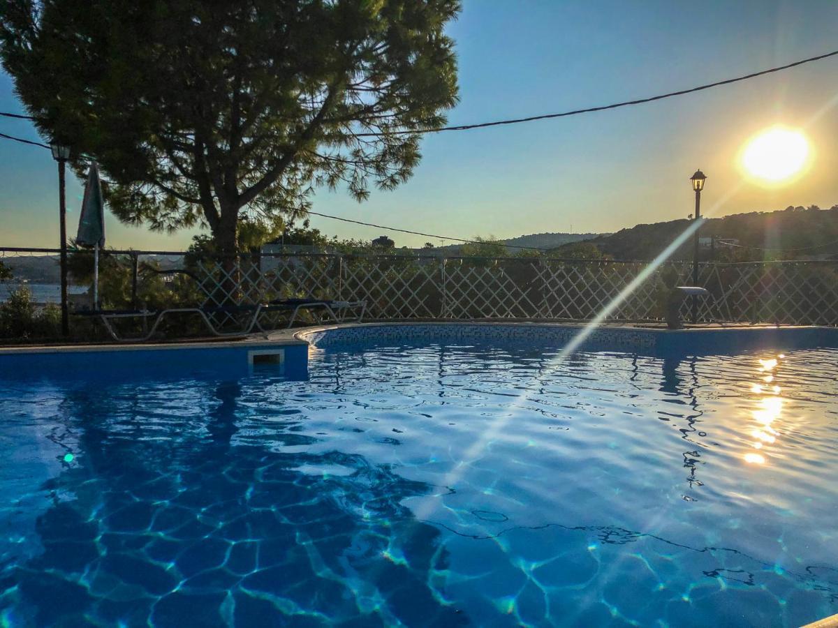 Vasilikos Apartment