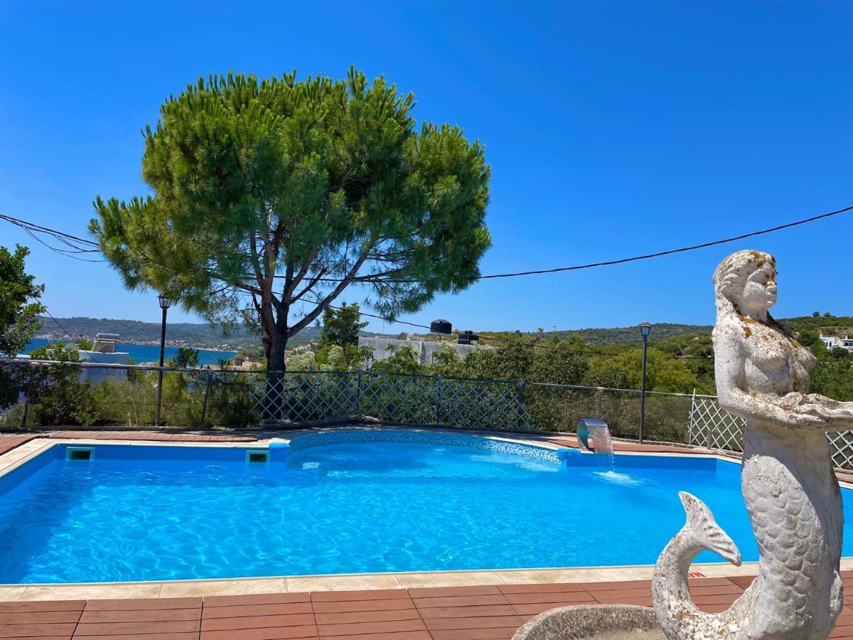Vasilikos Apartment