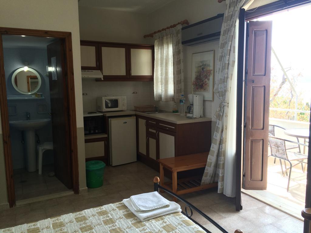 Vasilikos Apartment