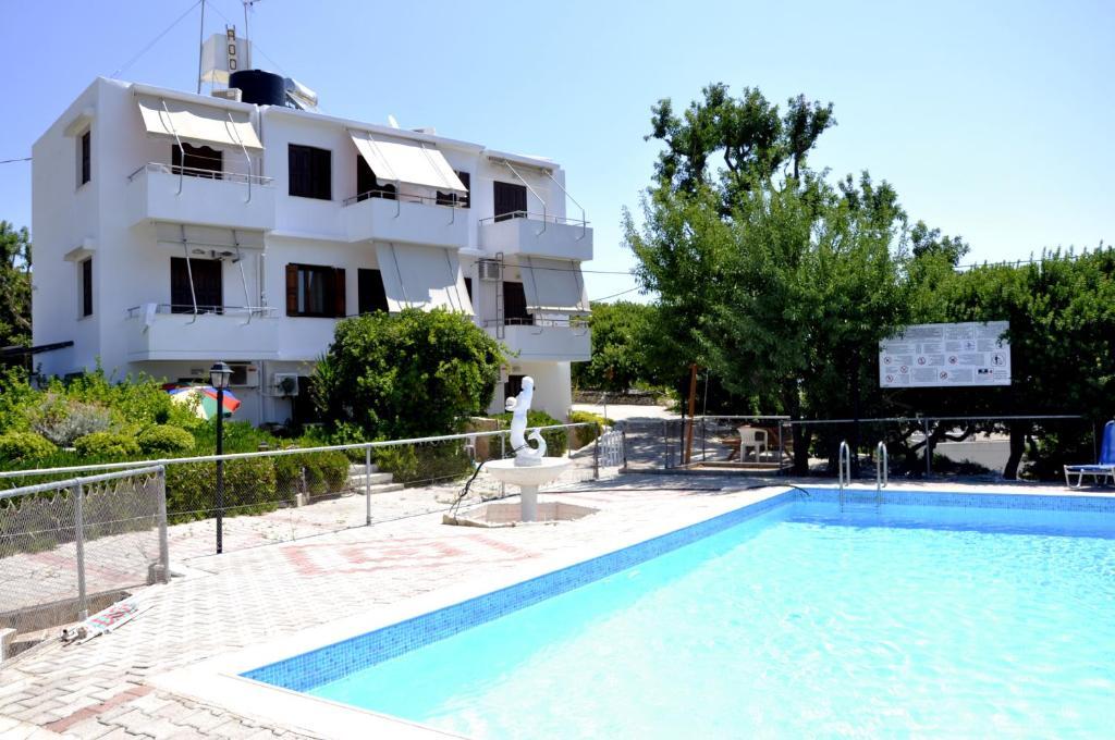 Vasilikos Apartment *